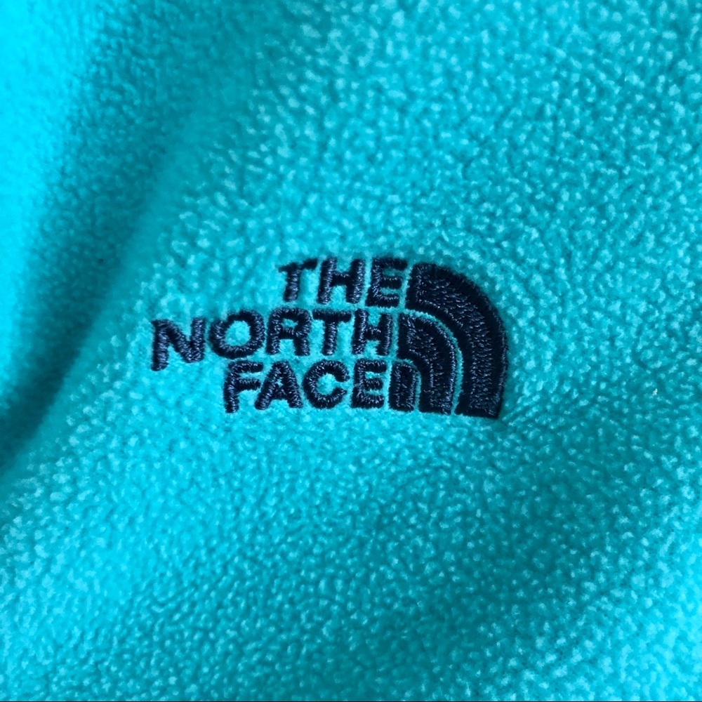 North Face Pull Over - image 3